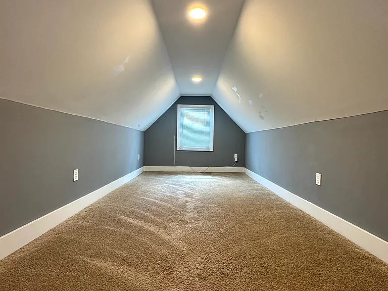 215 Brehl Ave — Photo 10