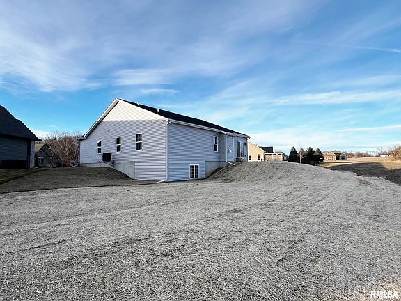 5th image of 8802 N Westpoint Ct