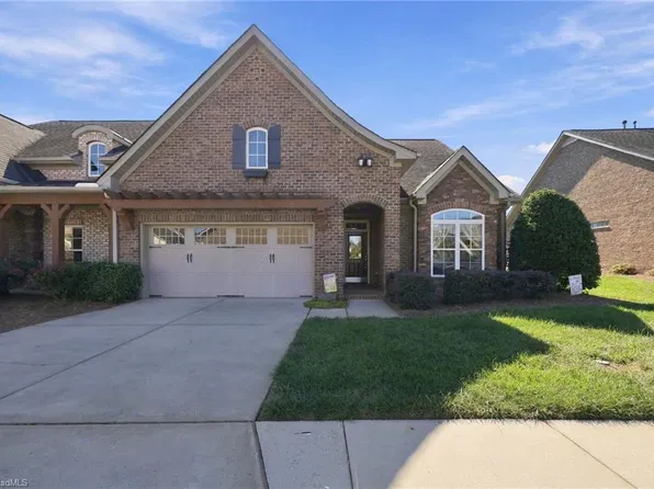 1946 Tweed Ln, Burlington, NC 27215