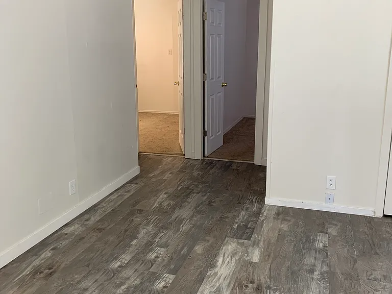 1451 NE 16th Ave — Photo 4