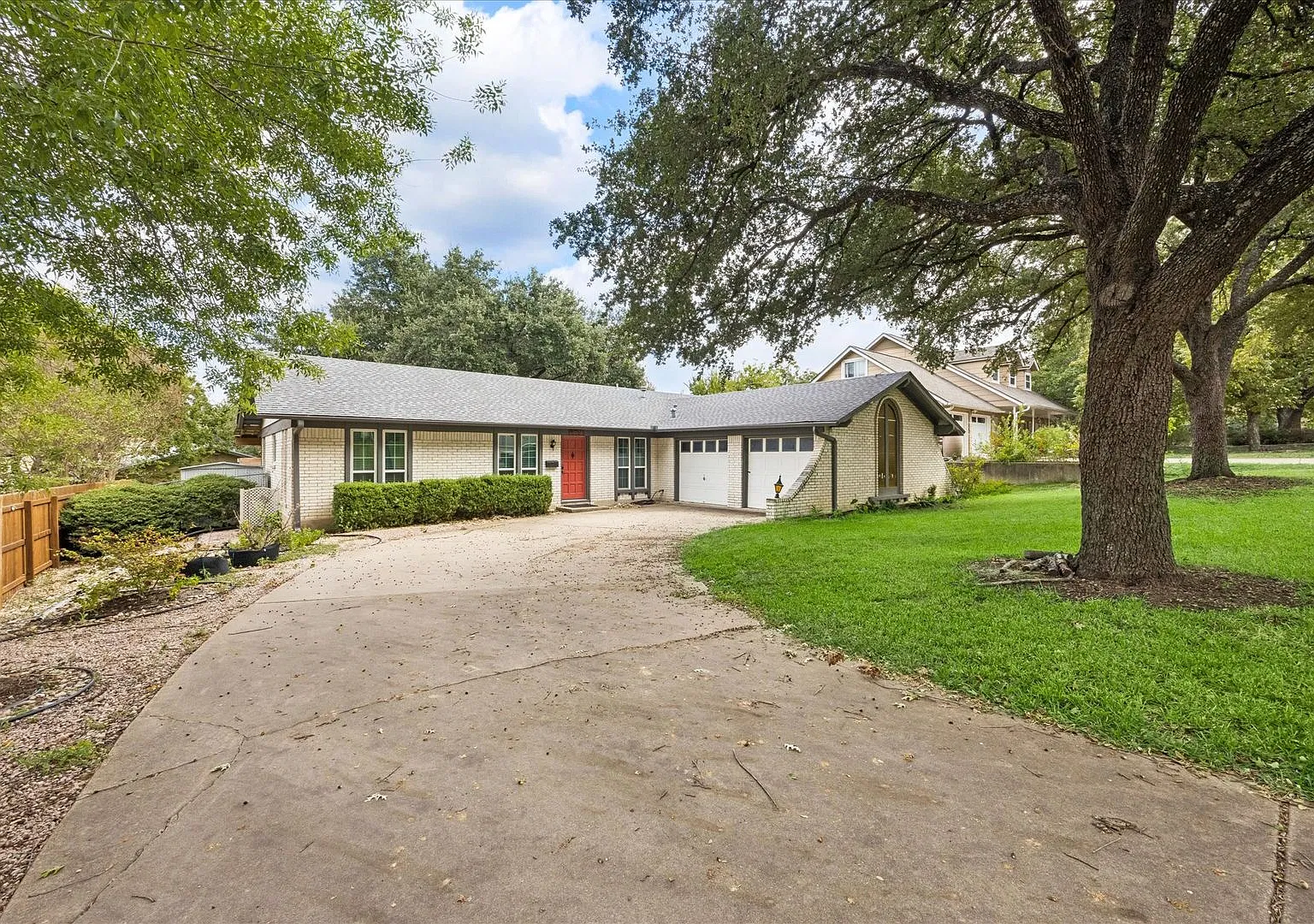 4-Bed Ranch on a Cul-de-Sac with Covered Patio & Remodeled Bath — Photo 1