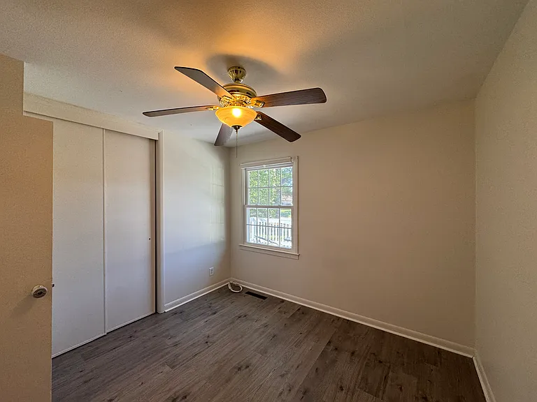 20 Lenora Dr — Photo 21