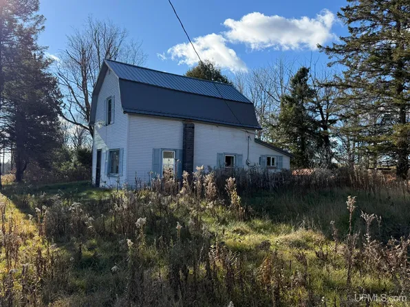 N 9801 Highway Ave #M-95, Sagola, MI 49881