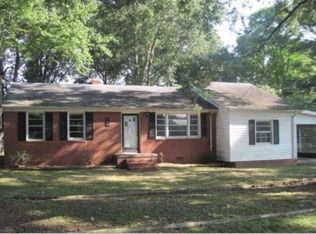 125 Farrell St, Eden, NC 27288