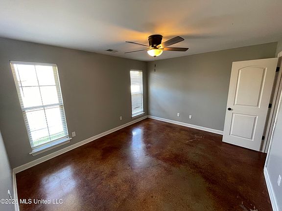 4th image of 8821 Smith Ranch Dr