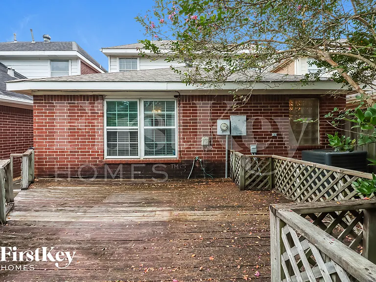 3225 Continental Dr — Photo 18