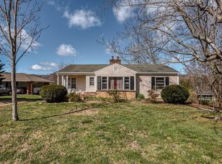 601 Douglas Dr, Rogersville, TN 37857