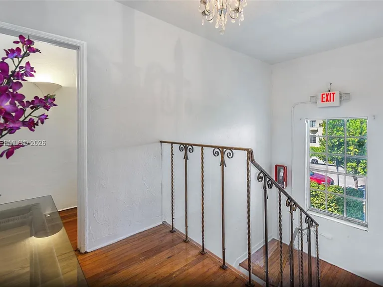 751 Euclid Ave #2 — Photo 9