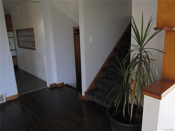 3rd image of 1276 George Urban Blvd
