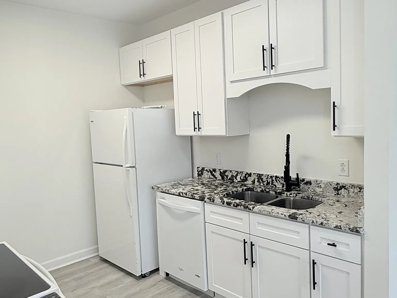129 Ashley Park Drive - Unit 7A - . — Photo 2