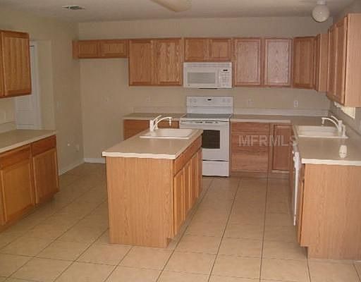 4th image of 2118 Tealwood Cir