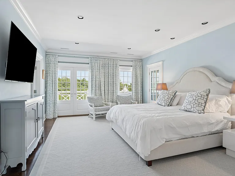 20 Quogo Neck Ln — Photo 10