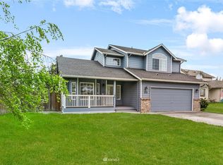 535 SW Stroops Dr, Oak Harbor, WA 98277