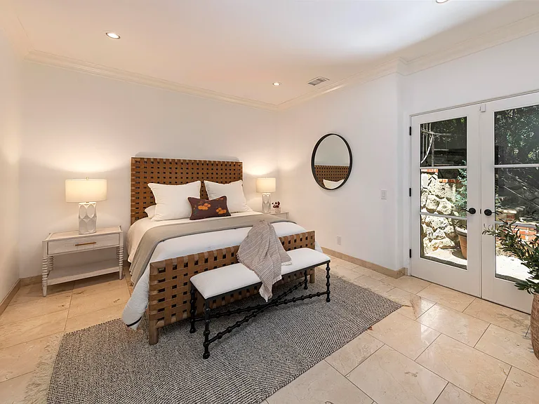 1493 Sycamore Canyon Rd — Photo 21