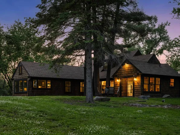 605 Stubbs Bay Rd, Orono, MN 55356