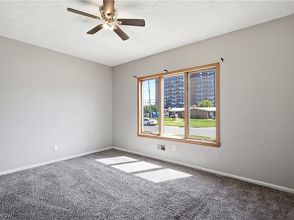 2nd image of 1756 Livingston Ave