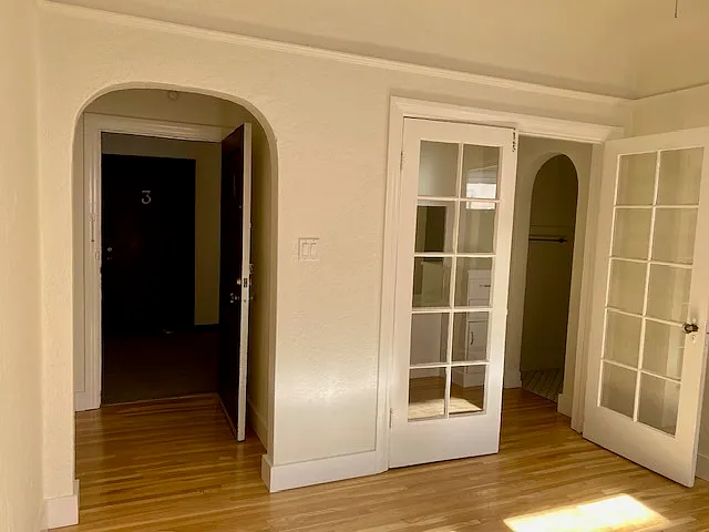 1537 Corinth Ave #4 — Photo 5