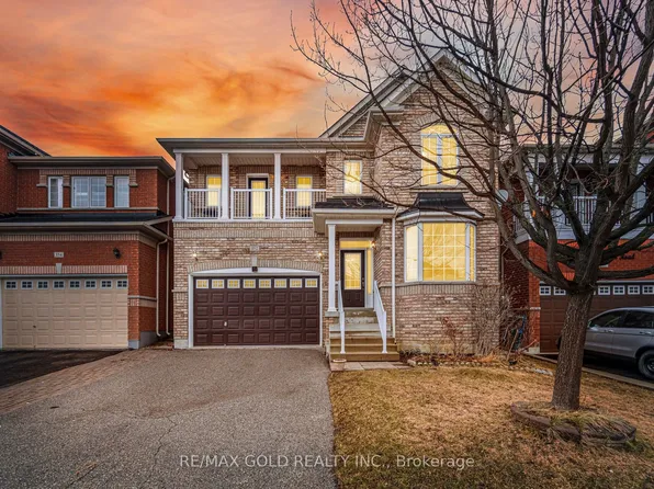 152 Father Tobin Rd, Brampton, ON L6R 0E3
