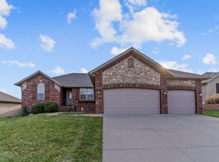 4858 W Silo Hills Dr, Springfield, MO 65802