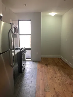 Rented by Weissman Realty | media 39