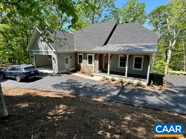 329 Carrsbrook Dr, Charlottesville, VA 22901