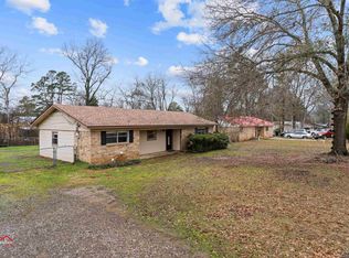 1692 Spinks Chapman Rd, Kilgore, TX 75662