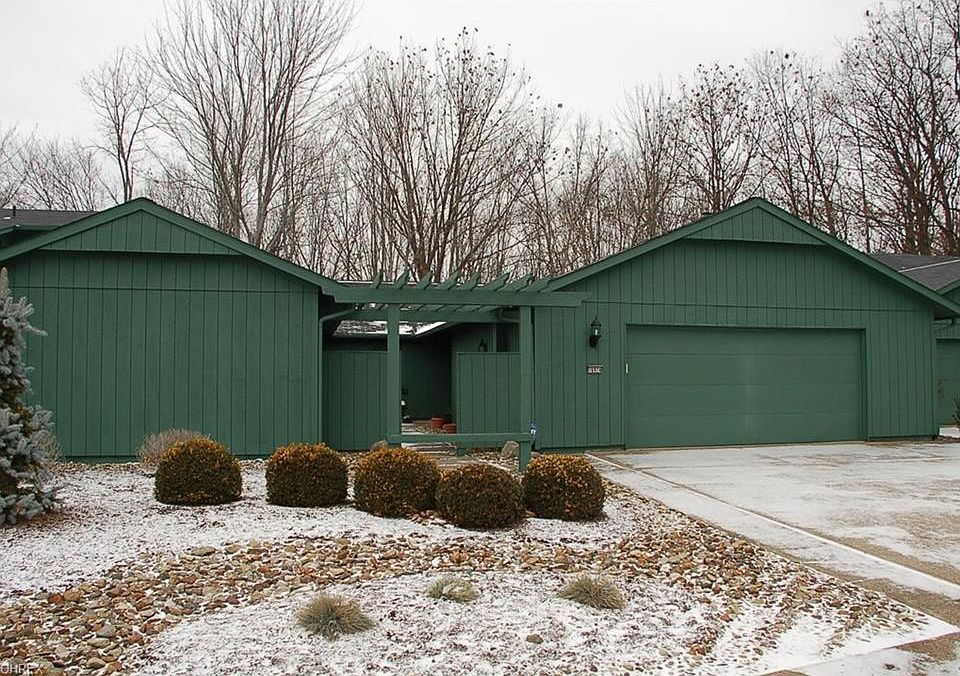 1st image of 16974 Valley Creek Dr