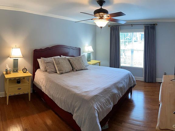 5th image of 2215 Wednesbury Ct