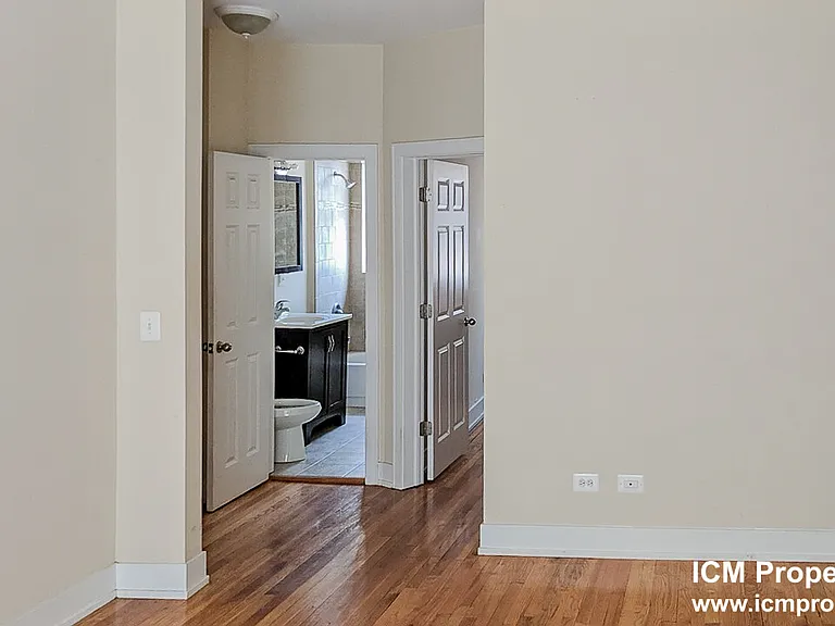 5063 N Winchester Ave #1 — Photo 5