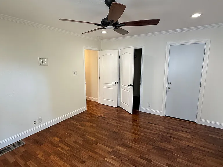 1415 Eddy St — Photo 22
