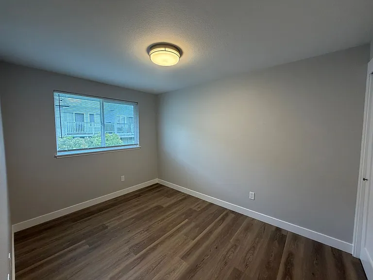 207 Dorn 8-plex — Photo 12