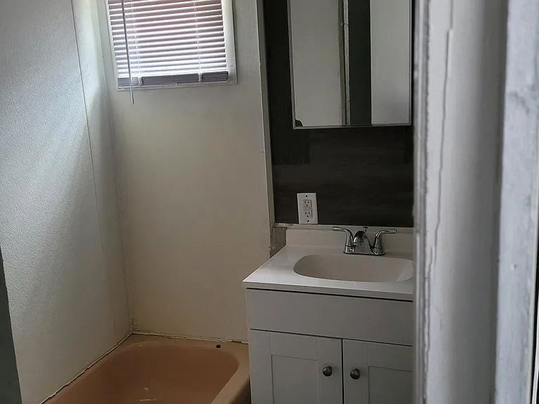 1212 Sherrie Cir #1212 — Photo 3
