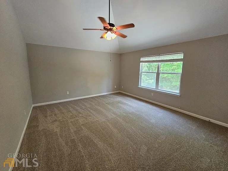 99 Matador Way — Photo 11