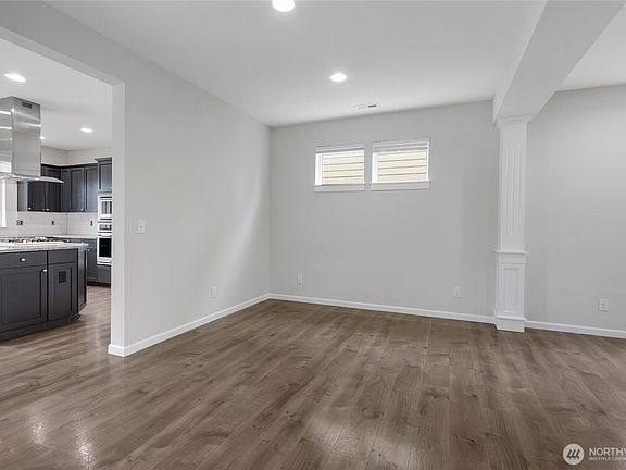 5th image of 19114 105th Avenue E