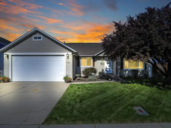 1038 S West Dr, Airway Heights, WA 99001
