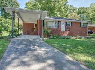 1200 Fern Forest Dr, Gastonia, NC 28054