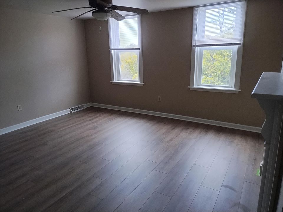 bedroom #1
