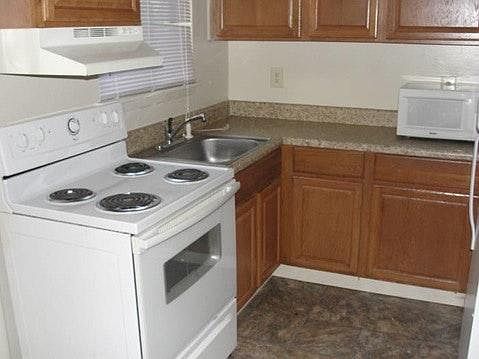 1st image of 3014 Chamberlayne Ave