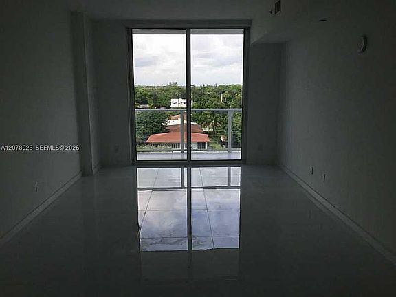5th image of 4250 Biscayne Blvd APT 611