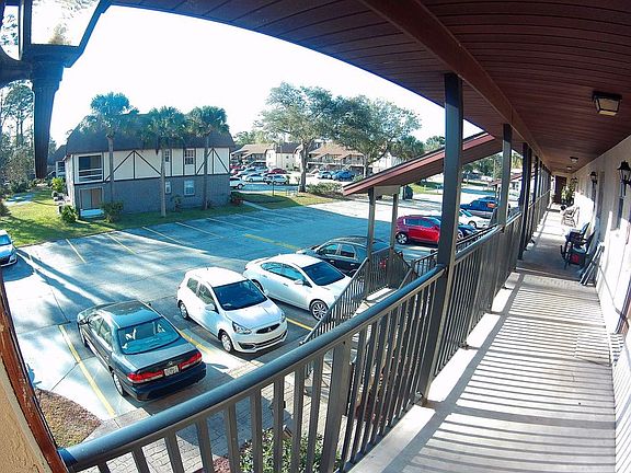 2nd image of 3089 Sir Hamilton Cir #12