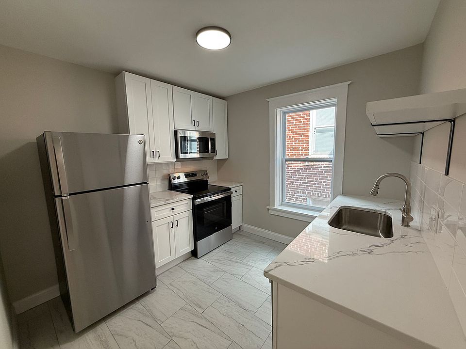 1st image of 3916 Miami St #A