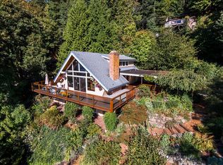 1095 Chuckanut Dr, Bellingham, WA 98229