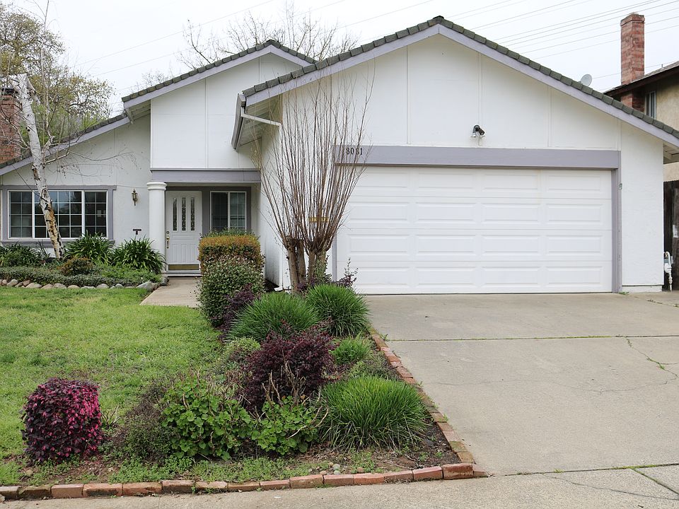 1st image of 8081 Highwood Way