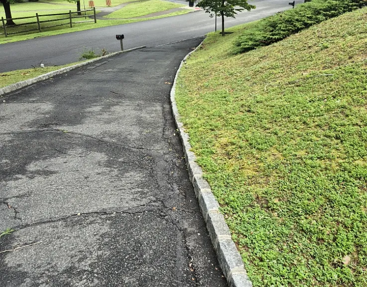 56 Burnham Pkwy — Photo 6