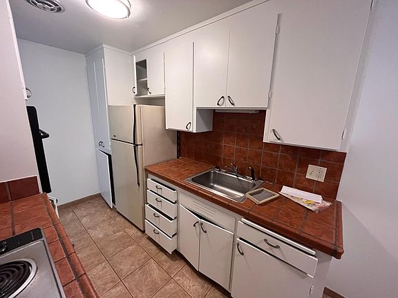 5th image of 6527 24th Ave NW APT 1