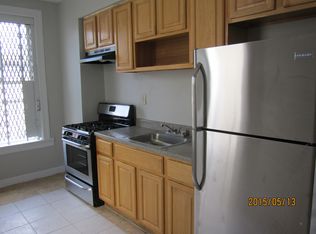 669 Halsey St APT 3R, Brooklyn, NY 11233