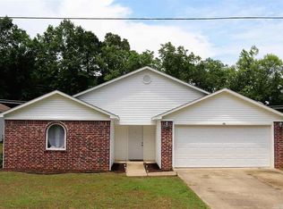 106 Carman Ln, Benton, AR 72015