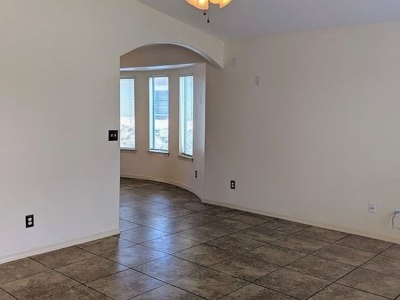 4th image of 14280 Hacienda Rock