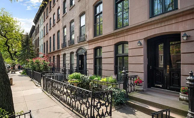 Rented by Brown Harris Stevens | media 32