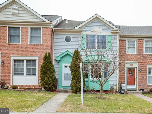 34 Hobb Ct, Perry Hall, MD 21128
